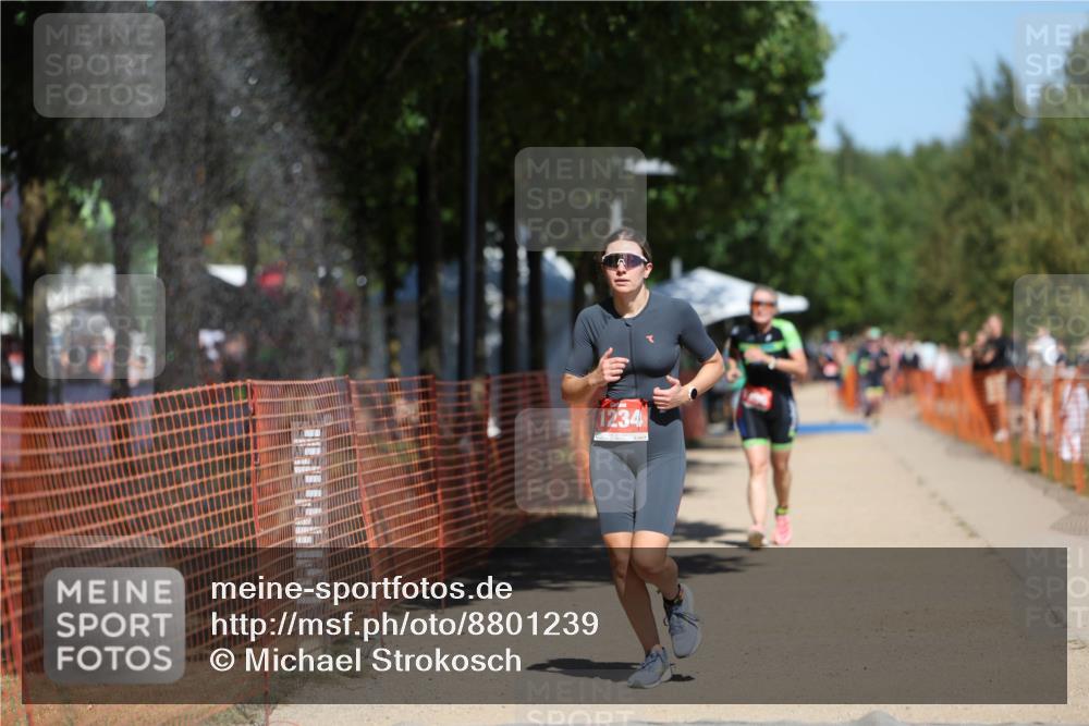 07.09.2025 - 19. Norderstedt Triathlon Michael Strokosch http://msf.ph/oto/8801239 07.09.2025 13:09:39 Laufen 1234, 1396 meine-sportfotos.de