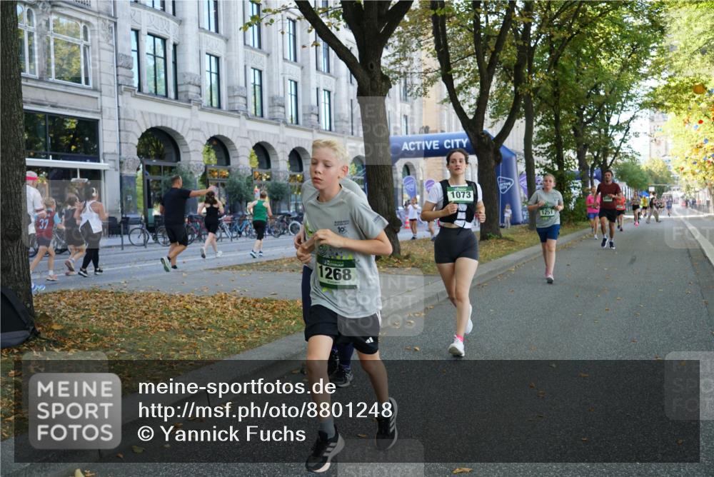 07.09.2025 - BARMER Alsterlauf Yannick Fuchs http://msf.ph/oto/8801248 07.09.2025 11:49:31 Laufen 10, 1268, 1073, 1251 meine-sportfotos.de
