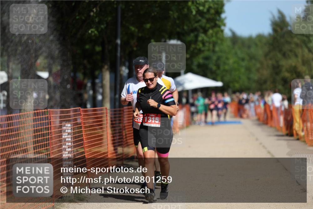 07.09.2025 - 19. Norderstedt Triathlon Michael Strokosch http://msf.ph/oto/8801259 07.09.2025 12:31:48 Laufen 168, 795, 898, 1282, 1315 meine-sportfotos.de