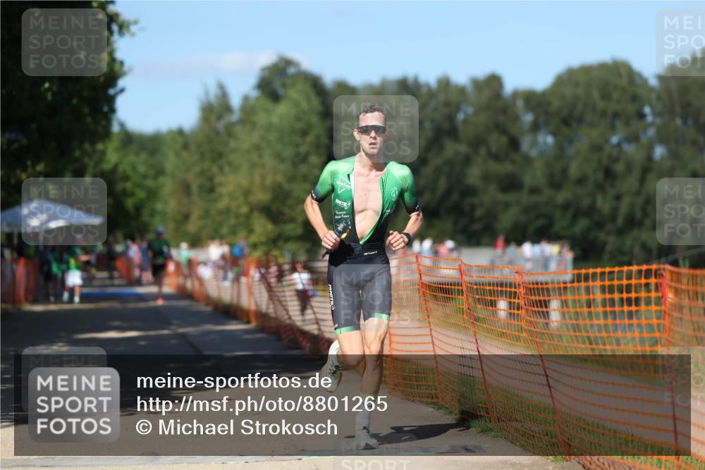 07.09.2025 - 19. Norderstedt Triathlon Michael Strokosch http://msf.ph/oto/8801265 07.09.2025 14:52:11 Laufen 361, 1014 meine-sportfotos.de