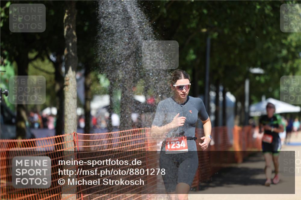 07.09.2025 - 19. Norderstedt Triathlon Michael Strokosch http://msf.ph/oto/8801278 07.09.2025 13:09:40 Laufen 1234, 1396 meine-sportfotos.de