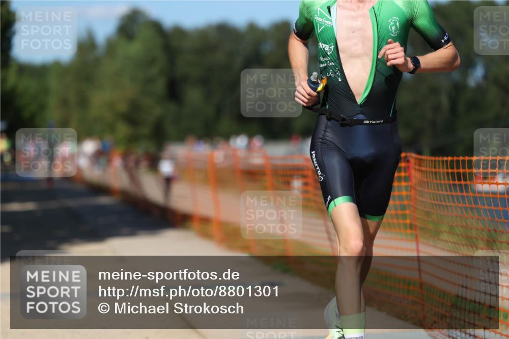 07.09.2025 - 19. Norderstedt Triathlon Michael Strokosch http://msf.ph/oto/8801301 07.09.2025 14:52:12 Laufen 361, 1014 meine-sportfotos.de
