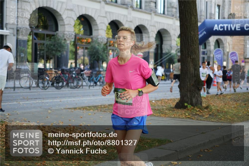 07.09.2025 - BARMER Alsterlauf Yannick Fuchs http://msf.ph/oto/8801327 07.09.2025 11:49:38 Laufen 36, 84 meine-sportfotos.de