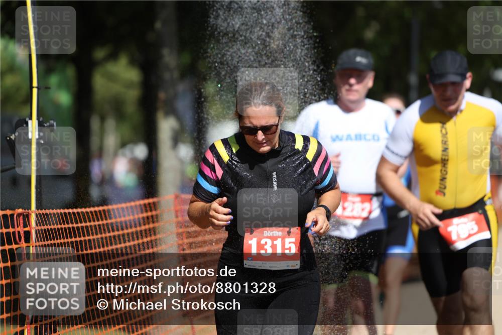 07.09.2025 - 19. Norderstedt Triathlon Michael Strokosch http://msf.ph/oto/8801328 07.09.2025 12:31:51 Laufen 168, 795, 1282, 1315 meine-sportfotos.de