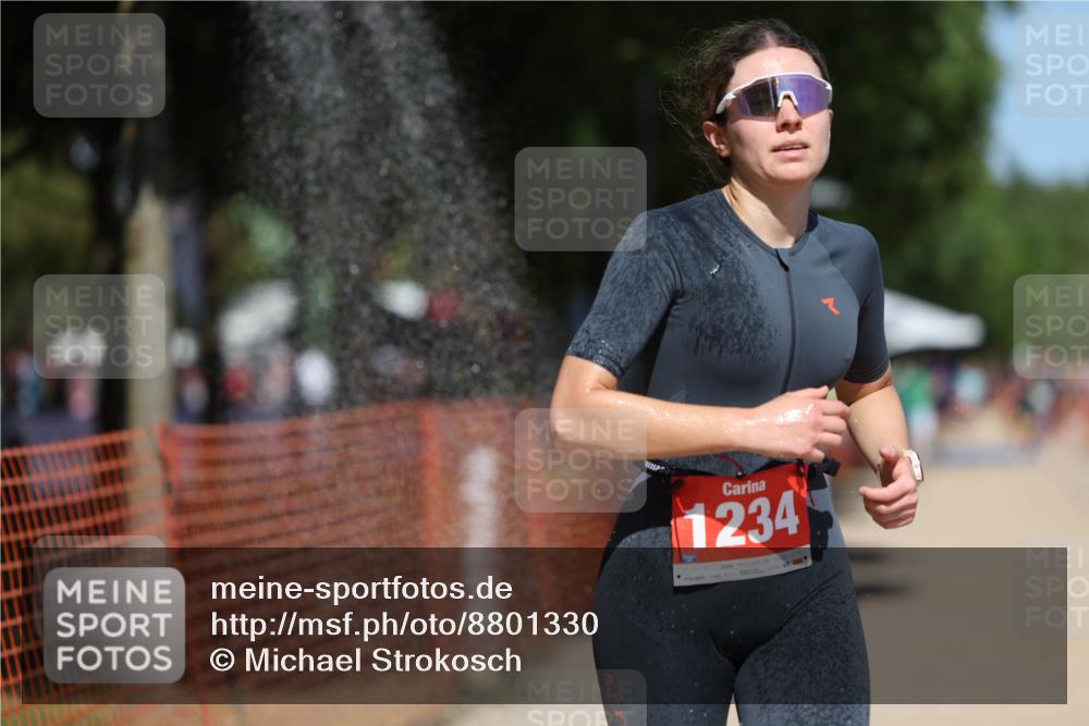 07.09.2025 - 19. Norderstedt Triathlon Michael Strokosch http://msf.ph/oto/8801330 07.09.2025 13:09:42 Laufen 1234, 1396 meine-sportfotos.de