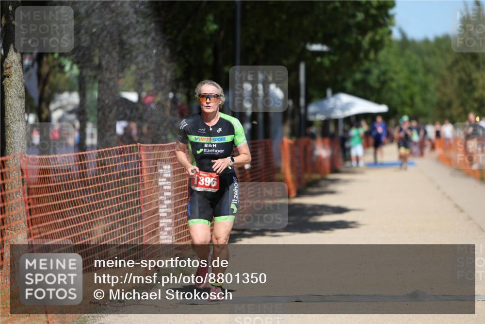 07.09.2025 - 19. Norderstedt Triathlon Michael Strokosch http://msf.ph/oto/8801350 07.09.2025 13:09:44 Laufen 1234, 1396 meine-sportfotos.de