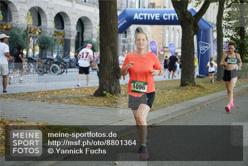 07.09.2025 - BARMER Alsterlauf Yannick Fuchs http://msf.ph/oto/8801364 07.09.2025 11:49:40 Laufen 17, 1096, 1262 meine-sportfotos.de
