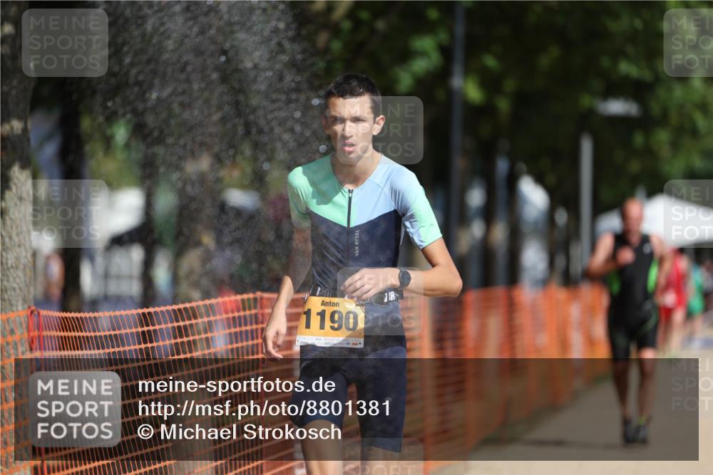 07.09.2025 - 19. Norderstedt Triathlon Michael Strokosch http://msf.ph/oto/8801381 07.09.2025 12:02:15 Laufen 1190, 1217, 1218 meine-sportfotos.de