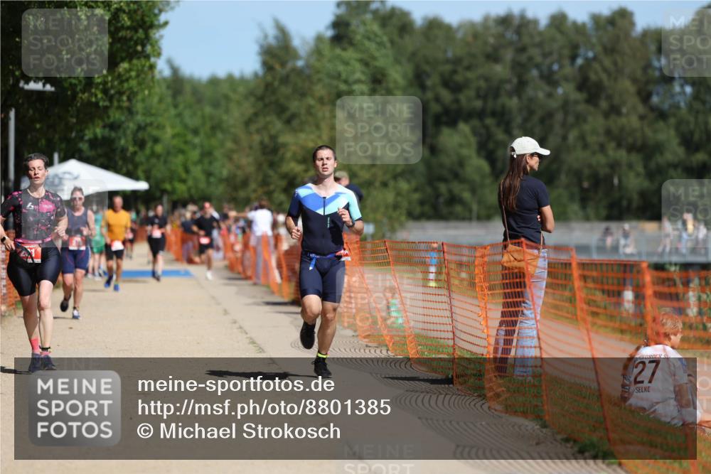 07.09.2025 - 19. Norderstedt Triathlon Michael Strokosch http://msf.ph/oto/8801385 07.09.2025 12:32:03 Laufen 201, 741 meine-sportfotos.de