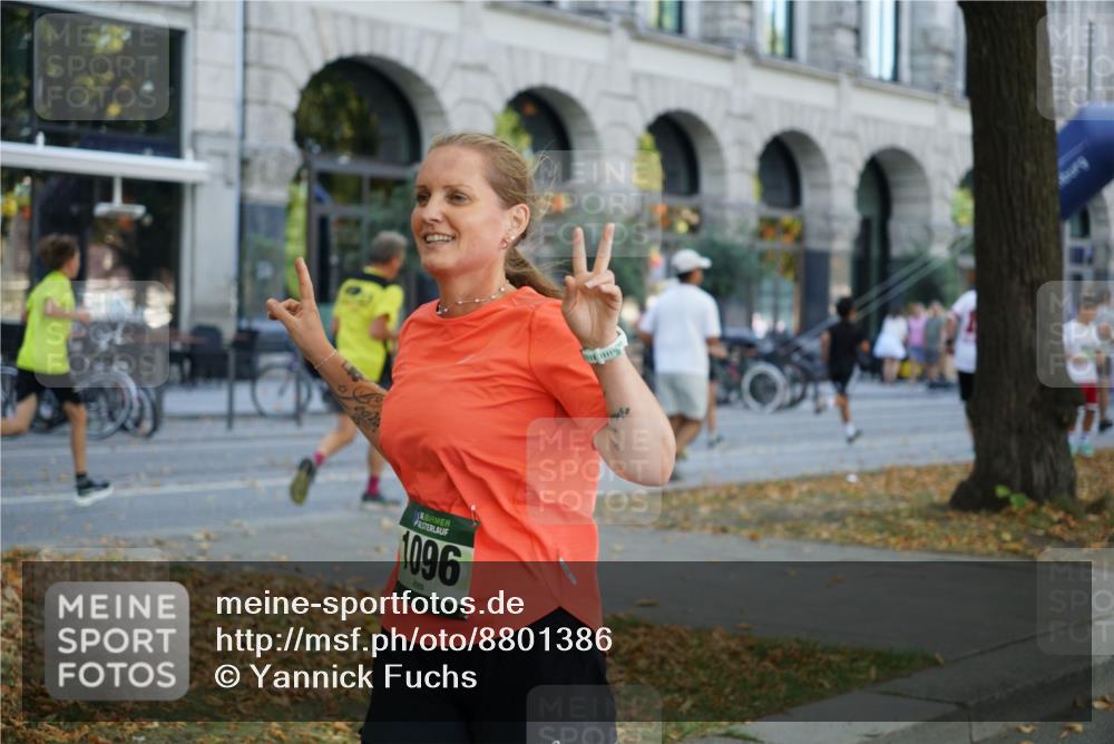 07.09.2025 - BARMER Alsterlauf Yannick Fuchs http://msf.ph/oto/8801386 07.09.2025 11:49:41 Laufen 1096 meine-sportfotos.de