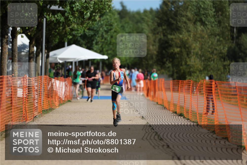 07.09.2025 - 19. Norderstedt Triathlon Michael Strokosch http://msf.ph/oto/8801387 07.09.2025 10:58:34 Laufen 106 meine-sportfotos.de