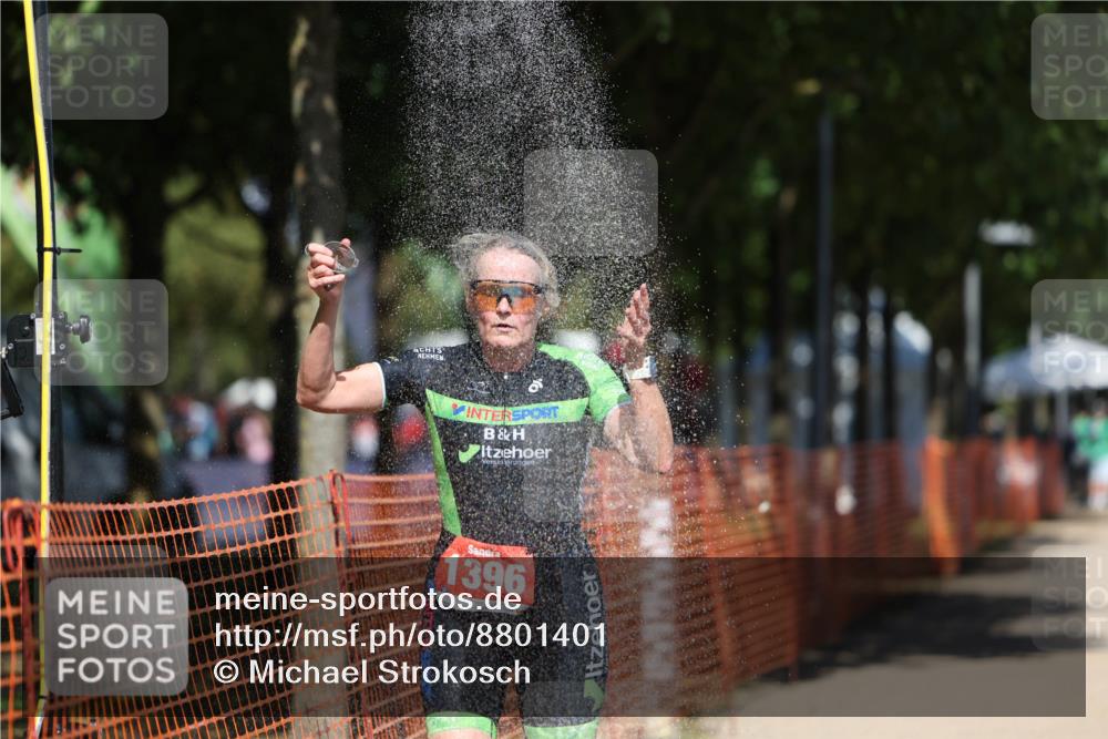 07.09.2025 - 19. Norderstedt Triathlon Michael Strokosch http://msf.ph/oto/8801401 07.09.2025 13:09:46 Laufen 1396 meine-sportfotos.de