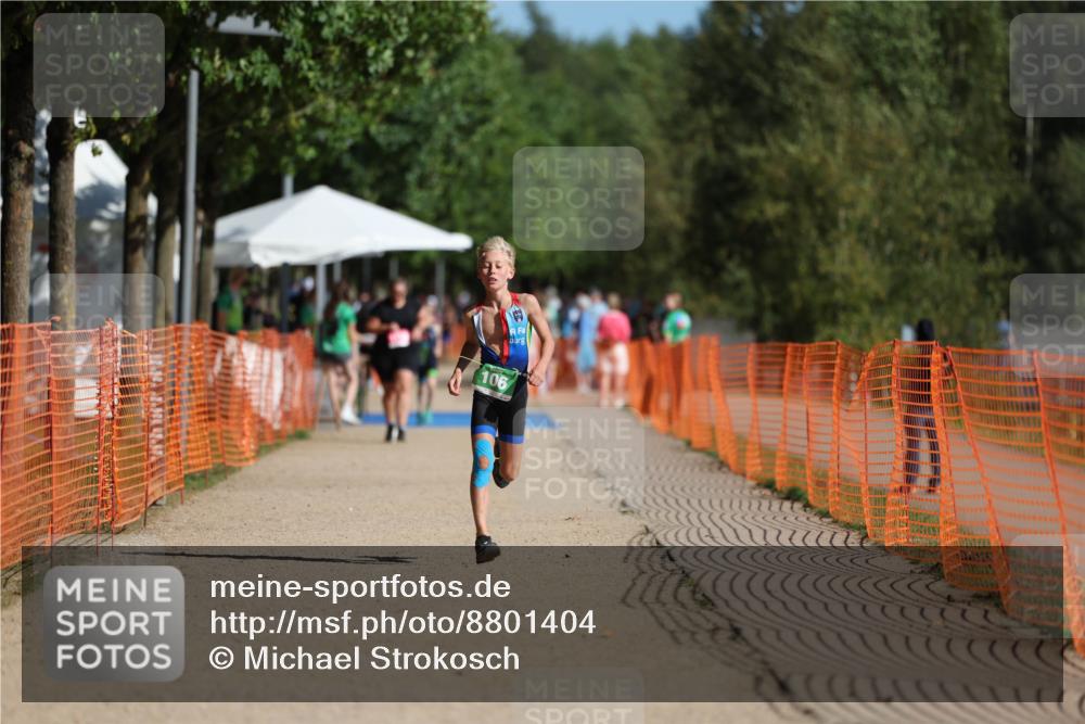 07.09.2025 - 19. Norderstedt Triathlon Michael Strokosch http://msf.ph/oto/8801404 07.09.2025 10:58:34 Laufen 106 meine-sportfotos.de