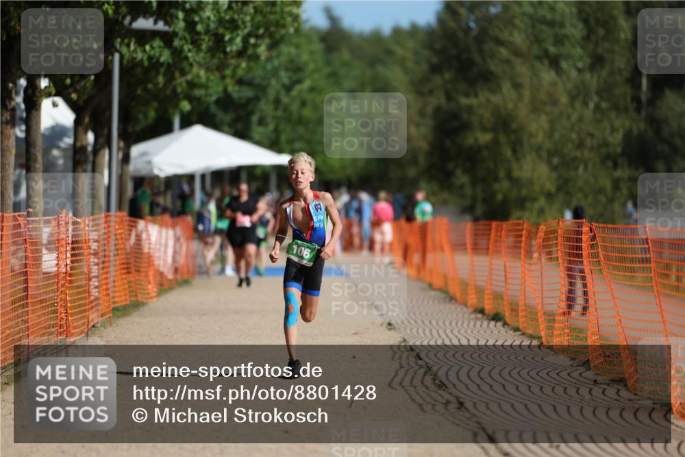 07.09.2025 - 19. Norderstedt Triathlon Michael Strokosch http://msf.ph/oto/8801428 07.09.2025 10:58:35 Laufen 106 meine-sportfotos.de