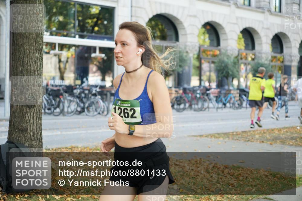 07.09.2025 - BARMER Alsterlauf Yannick Fuchs http://msf.ph/oto/8801433 07.09.2025 11:49:43 Laufen 1262 meine-sportfotos.de