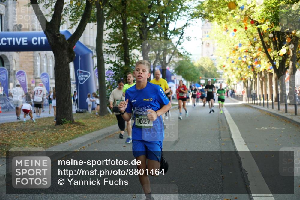 07.09.2025 - BARMER Alsterlauf Yannick Fuchs http://msf.ph/oto/8801464 07.09.2025 11:49:48 Laufen 17, 1027 meine-sportfotos.de