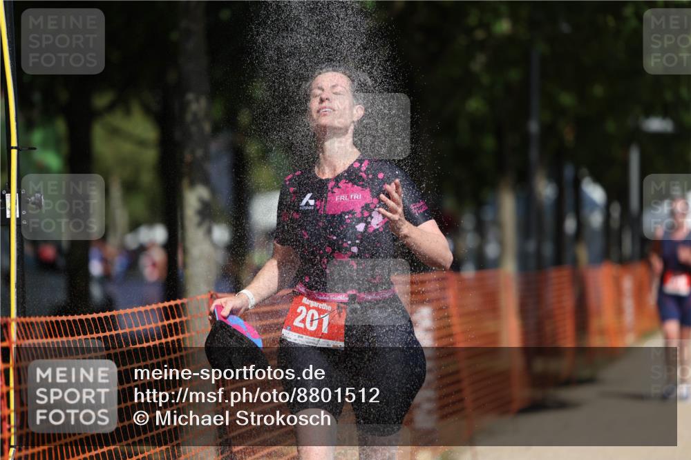 07.09.2025 - 19. Norderstedt Triathlon Michael Strokosch http://msf.ph/oto/8801512 07.09.2025 12:32:09 Laufen 164, 201, 216, 741 meine-sportfotos.de