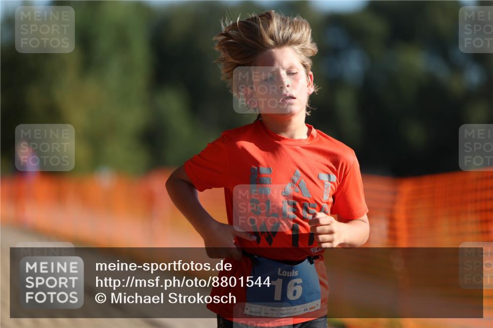 07.09.2025 - 19. Norderstedt Triathlon Michael Strokosch http://msf.ph/oto/8801544 07.09.2025 09:15:42 Laufen 16 meine-sportfotos.de