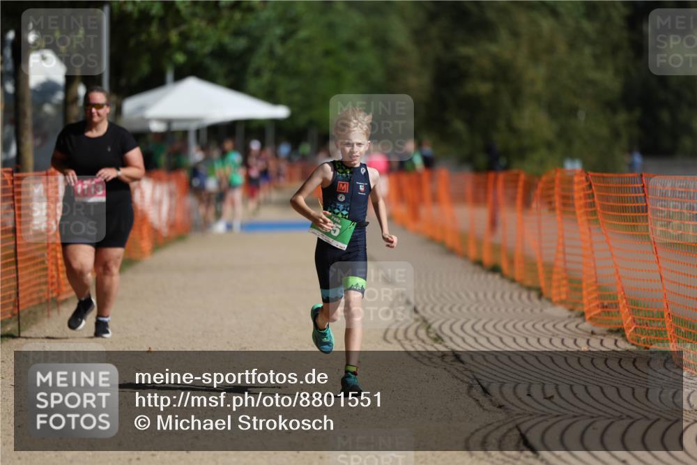 07.09.2025 - 19. Norderstedt Triathlon Michael Strokosch http://msf.ph/oto/8801551 07.09.2025 10:58:50 Laufen 85, 1113 meine-sportfotos.de