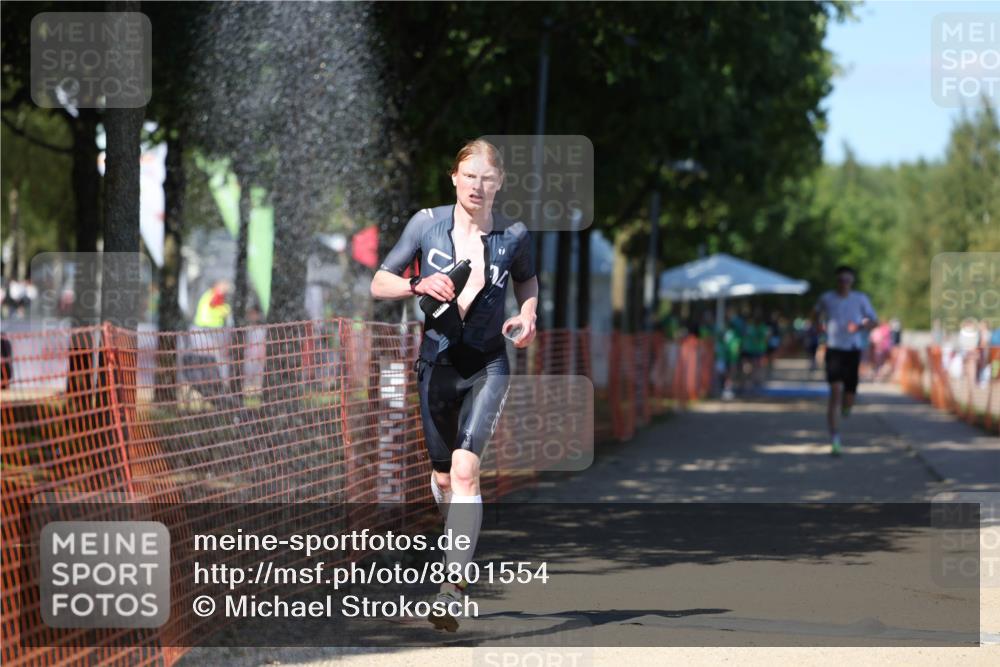 07.09.2025 - 19. Norderstedt Triathlon Michael Strokosch http://msf.ph/oto/8801554 07.09.2025 14:52:39 Laufen 993, 1421, 1468 meine-sportfotos.de
