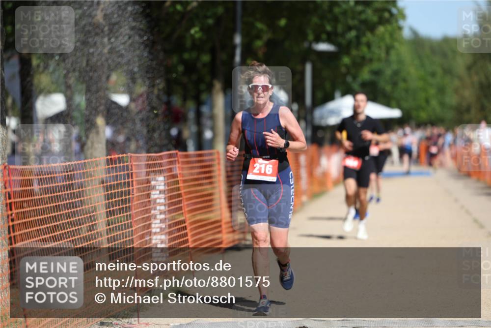 07.09.2025 - 19. Norderstedt Triathlon Michael Strokosch http://msf.ph/oto/8801575 07.09.2025 12:32:13 Laufen 164, 216, 234 meine-sportfotos.de