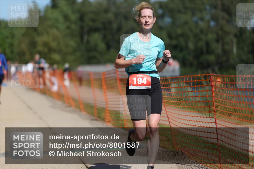 07.09.2025 - 19. Norderstedt Triathlon Michael Strokosch http://msf.ph/oto/8801587 07.09.2025 13:10:07 Laufen 194, 243, 274 meine-sportfotos.de
