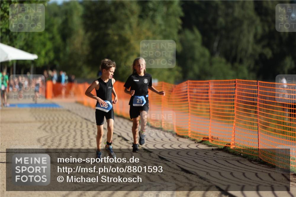 07.09.2025 - 19. Norderstedt Triathlon Michael Strokosch http://msf.ph/oto/8801593 07.09.2025 09:15:51 Laufen 21, 26 meine-sportfotos.de