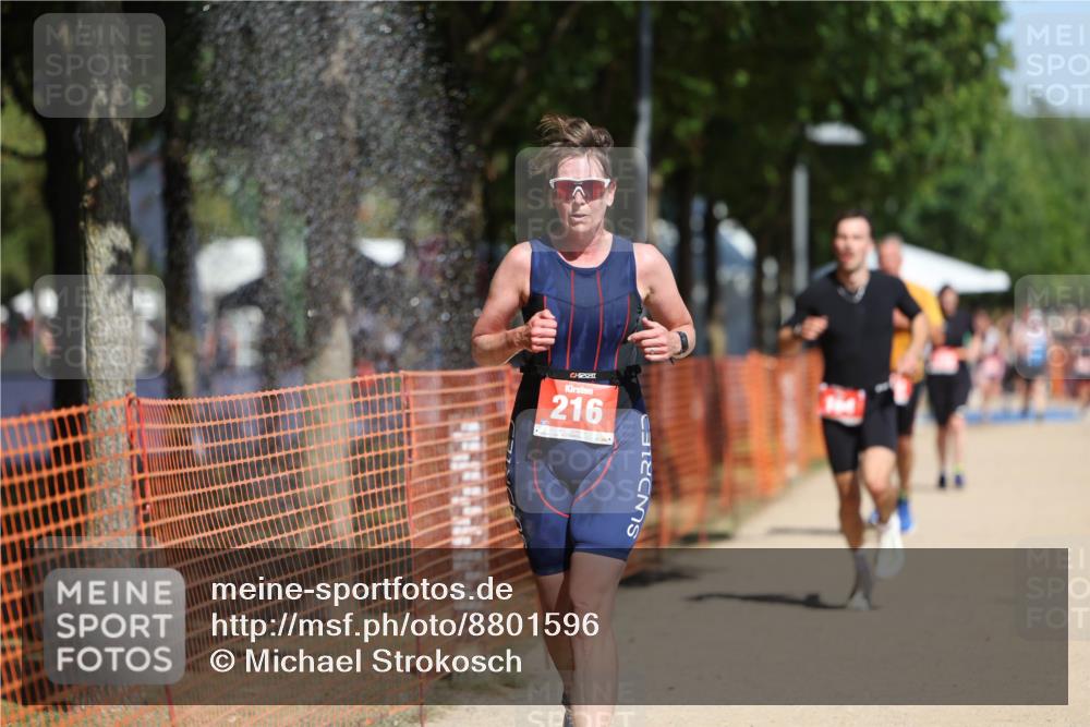 07.09.2025 - 19. Norderstedt Triathlon Michael Strokosch http://msf.ph/oto/8801596 07.09.2025 12:32:14 Laufen 164, 216, 234 meine-sportfotos.de