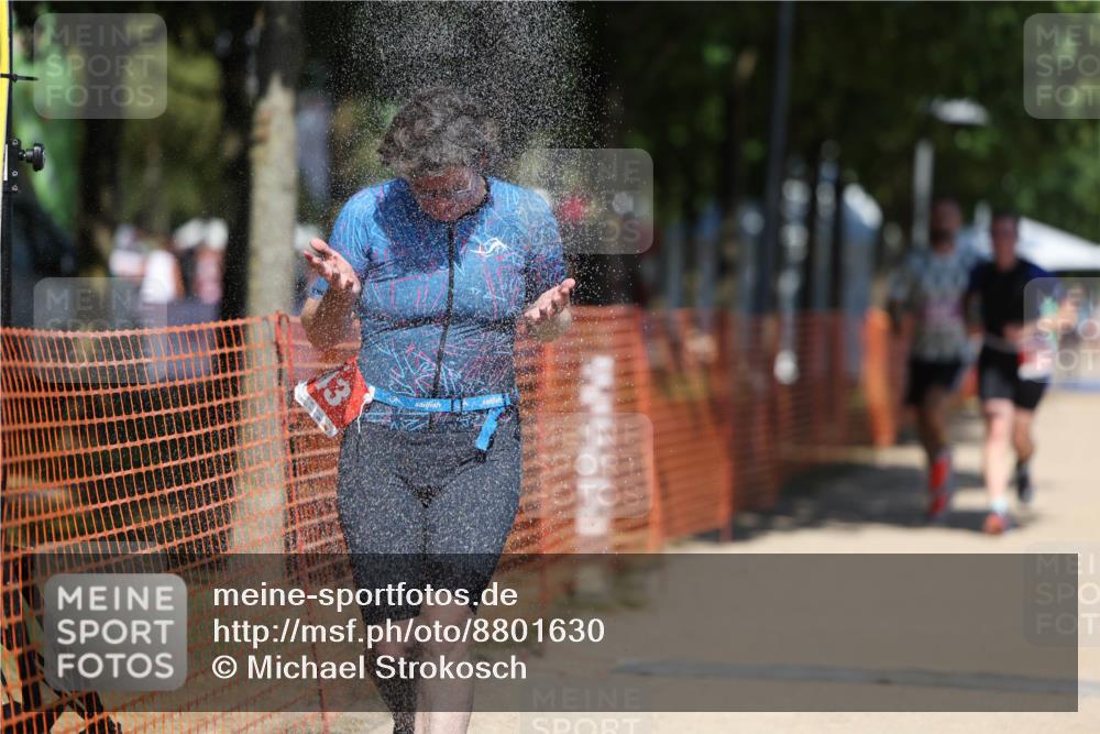 07.09.2025 - 19. Norderstedt Triathlon Michael Strokosch http://msf.ph/oto/8801630 07.09.2025 13:10:14 Laufen 243, 309, 345, 766 meine-sportfotos.de