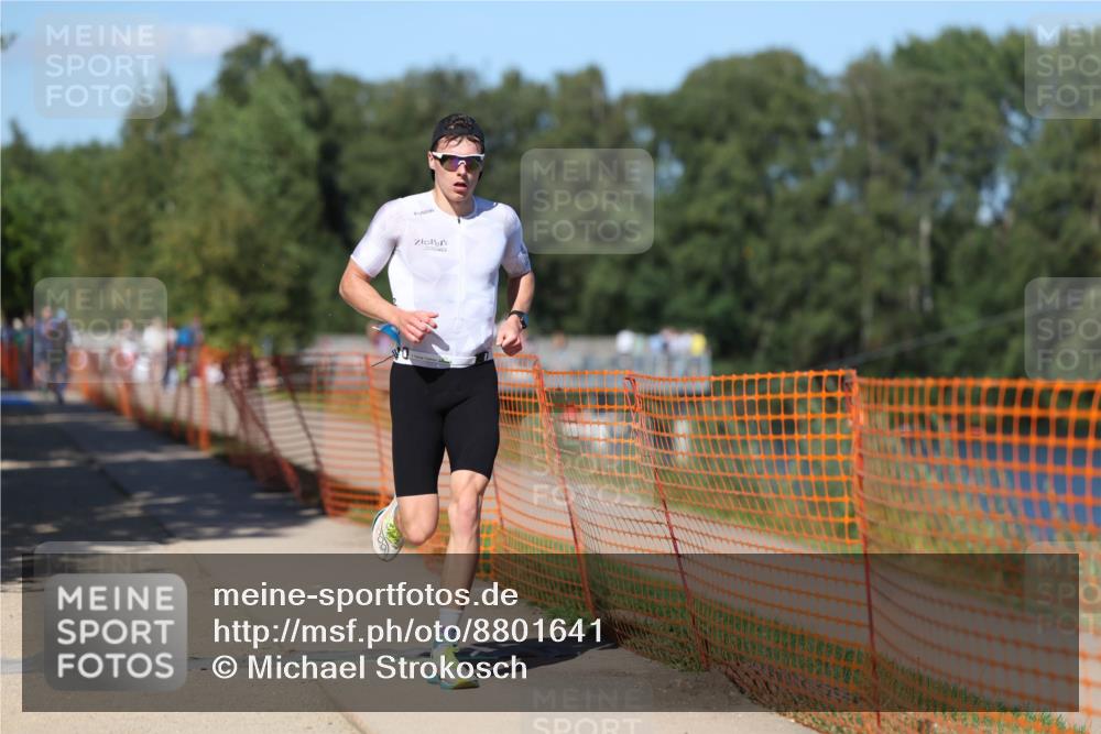 07.09.2025 - 19. Norderstedt Triathlon Michael Strokosch http://msf.ph/oto/8801641 07.09.2025 14:52:44 Laufen 1421 meine-sportfotos.de