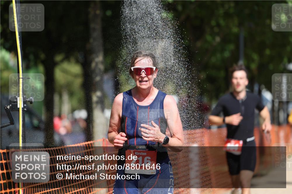 07.09.2025 - 19. Norderstedt Triathlon Michael Strokosch http://msf.ph/oto/8801646 07.09.2025 12:32:16 Laufen 164, 216, 234, 1349 meine-sportfotos.de