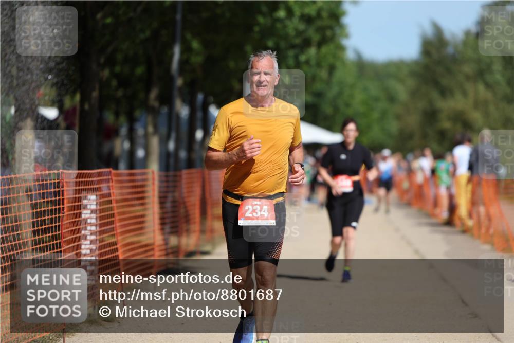 07.09.2025 - 19. Norderstedt Triathlon Michael Strokosch http://msf.ph/oto/8801687 07.09.2025 12:32:20 Laufen 164, 234, 1349 meine-sportfotos.de