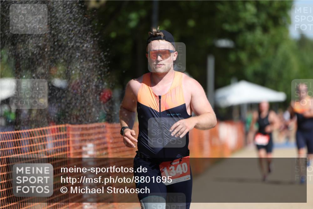 07.09.2025 - 19. Norderstedt Triathlon Michael Strokosch http://msf.ph/oto/8801695 07.09.2025 12:02:32 Laufen 203, 1159, 1340, 1341, 1365 meine-sportfotos.de