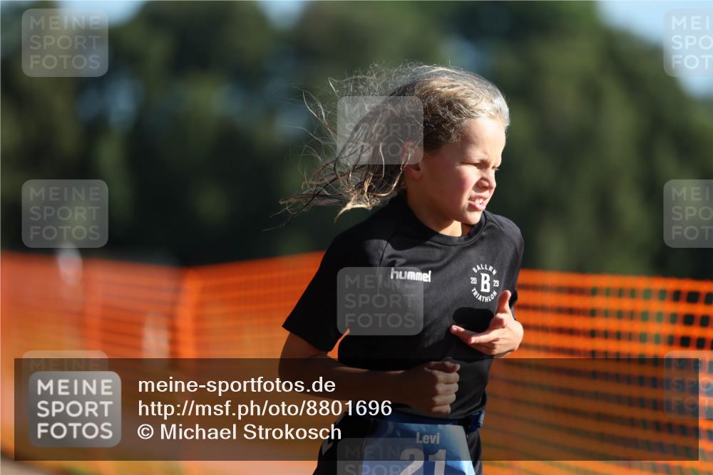07.09.2025 - 19. Norderstedt Triathlon Michael Strokosch http://msf.ph/oto/8801696 07.09.2025 09:15:57 Laufen 21, 26 meine-sportfotos.de
