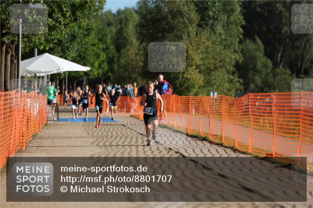 07.09.2025 - 19. Norderstedt Triathlon Michael Strokosch http://msf.ph/oto/8801707 07.09.2025 09:16:05 Laufen  meine-sportfotos.de
