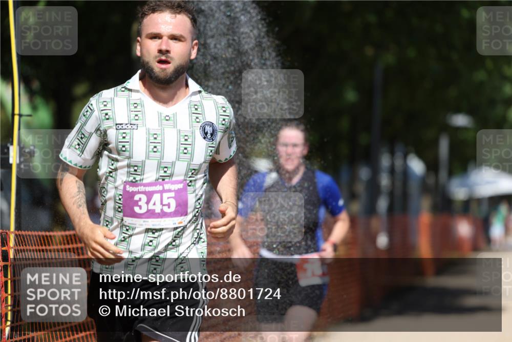 07.09.2025 - 19. Norderstedt Triathlon Michael Strokosch http://msf.ph/oto/8801724 07.09.2025 13:10:18 Laufen 309, 345, 766 meine-sportfotos.de