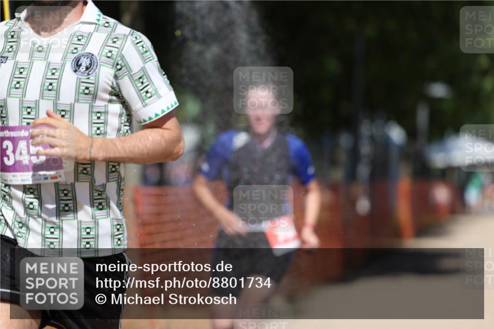 07.09.2025 - 19. Norderstedt Triathlon Michael Strokosch http://msf.ph/oto/8801734 07.09.2025 13:10:18 Laufen 309, 345, 766 meine-sportfotos.de