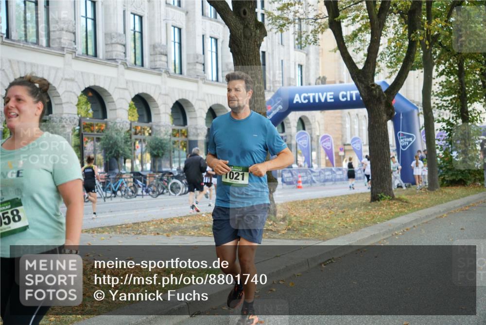 07.09.2025 - BARMER Alsterlauf Yannick Fuchs http://msf.ph/oto/8801740 07.09.2025 11:50:06 Laufen 90, 958, 1021 meine-sportfotos.de