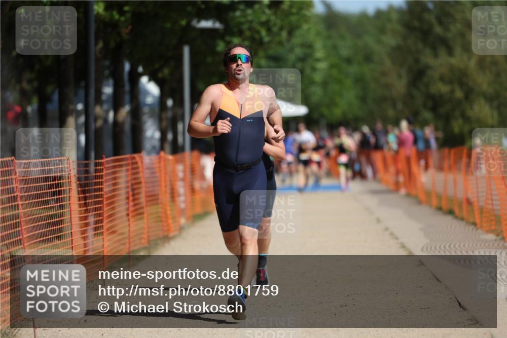 07.09.2025 - 19. Norderstedt Triathlon Michael Strokosch http://msf.ph/oto/8801759 07.09.2025 12:02:35 Laufen 203, 1159, 1340, 1341, 1365 meine-sportfotos.de