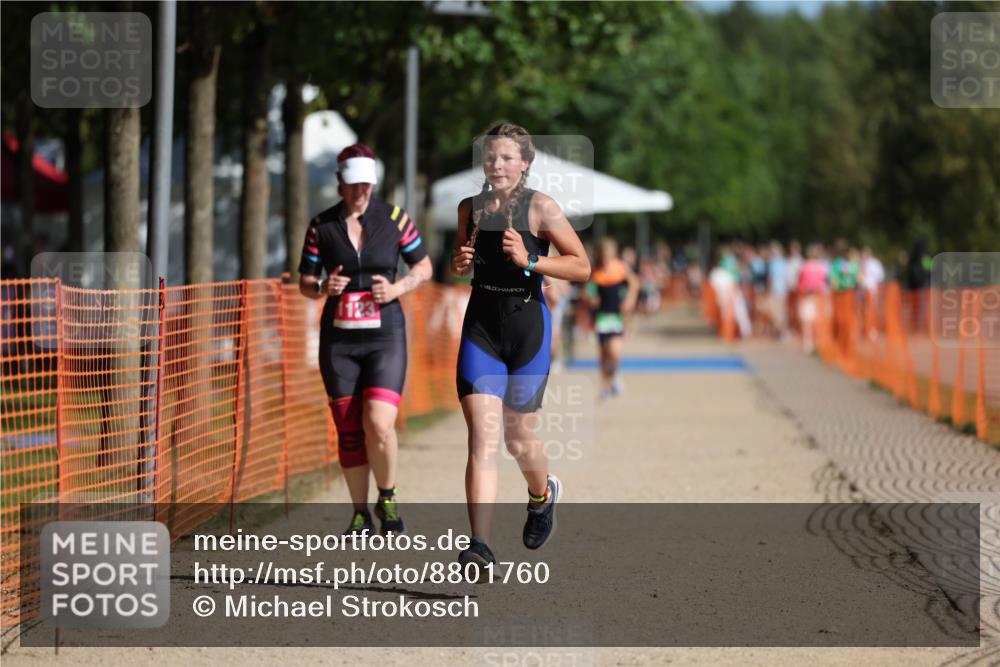 07.09.2025 - 19. Norderstedt Triathlon Michael Strokosch http://msf.ph/oto/8801760 07.09.2025 10:59:16 Laufen 64, 83, 1123 meine-sportfotos.de