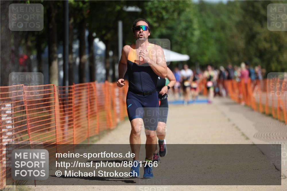 07.09.2025 - 19. Norderstedt Triathlon Michael Strokosch http://msf.ph/oto/8801766 07.09.2025 12:02:36 Laufen 203, 1159, 1340, 1341, 1365 meine-sportfotos.de