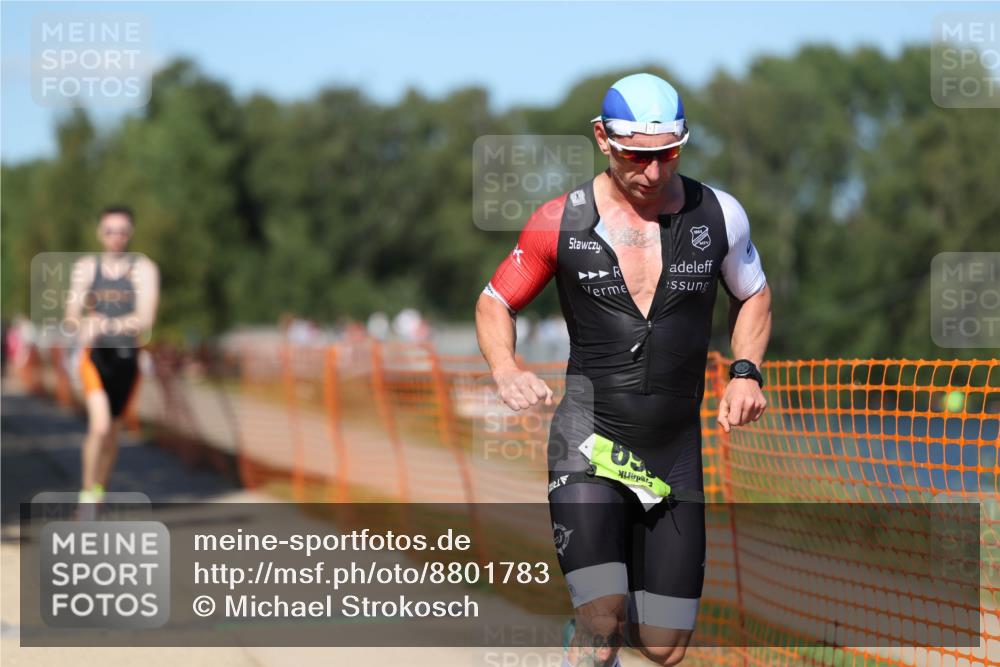 07.09.2025 - 19. Norderstedt Triathlon Michael Strokosch http://msf.ph/oto/8801783 07.09.2025 14:53:02 Laufen 879, 969, 1002, 1041 meine-sportfotos.de