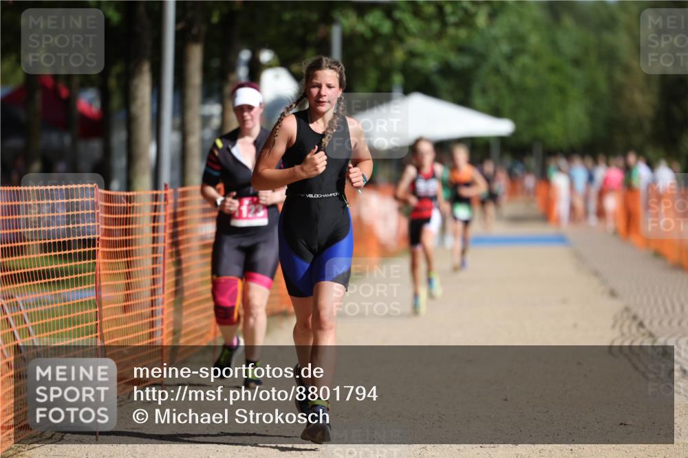 07.09.2025 - 19. Norderstedt Triathlon Michael Strokosch http://msf.ph/oto/8801794 07.09.2025 10:59:17 Laufen 64, 83, 1123 meine-sportfotos.de
