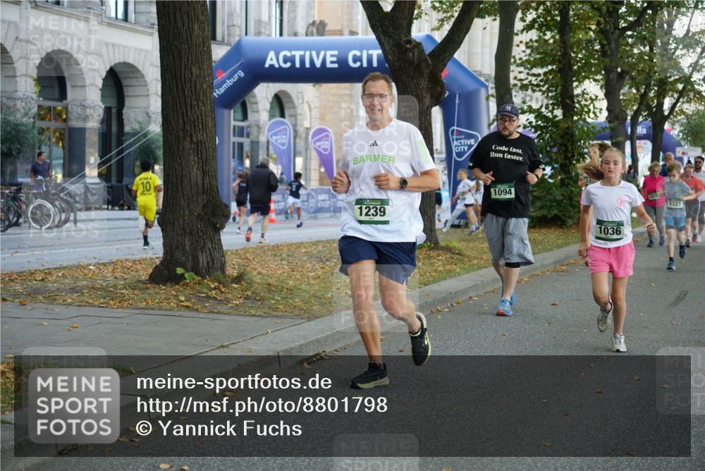 07.09.2025 - BARMER Alsterlauf Yannick Fuchs http://msf.ph/oto/8801798 07.09.2025 11:50:10 Laufen 10, 1239, 1094, 1036, 8321 meine-sportfotos.de