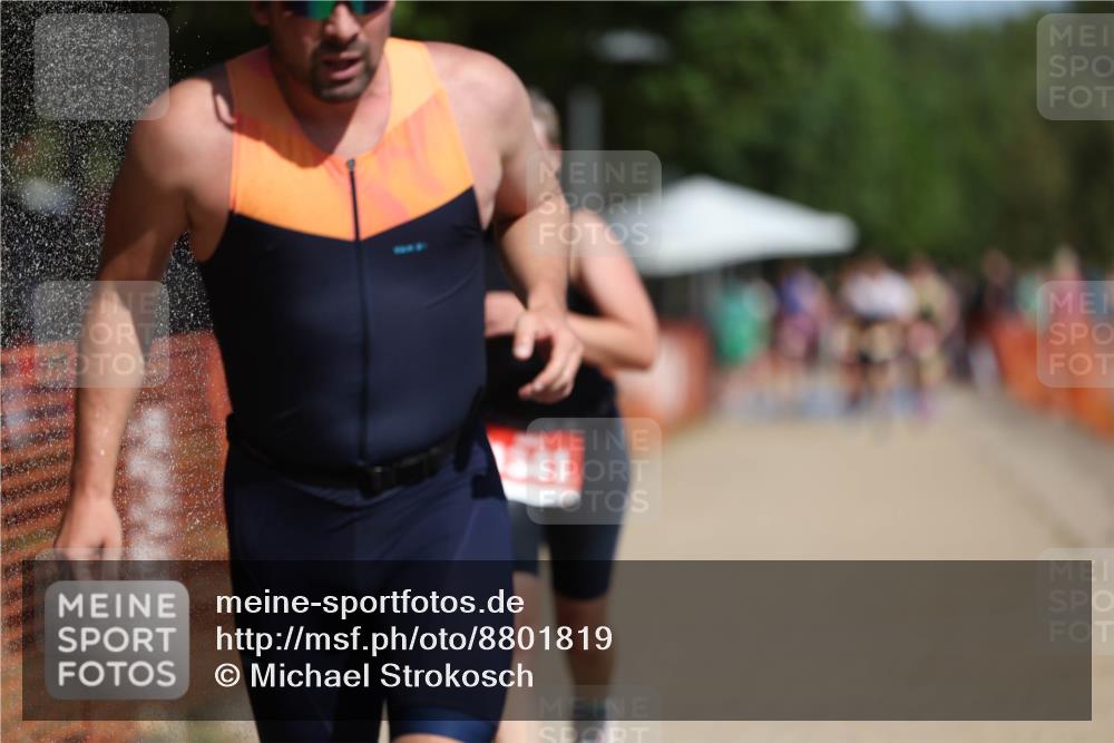 07.09.2025 - 19. Norderstedt Triathlon Michael Strokosch http://msf.ph/oto/8801819 07.09.2025 12:02:39 Laufen 1341, 1365 meine-sportfotos.de