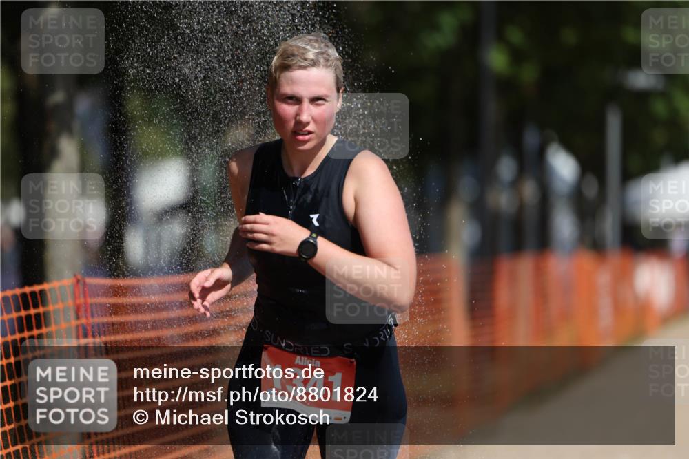 07.09.2025 - 19. Norderstedt Triathlon Michael Strokosch http://msf.ph/oto/8801824 07.09.2025 12:02:40 Laufen 1341, 1365 meine-sportfotos.de