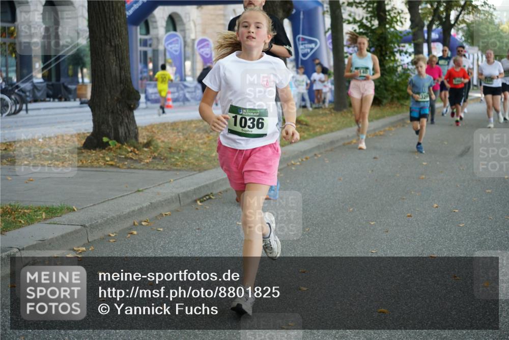 07.09.2025 - BARMER Alsterlauf Yannick Fuchs http://msf.ph/oto/8801825 07.09.2025 11:50:11 Laufen 36, 1036 meine-sportfotos.de