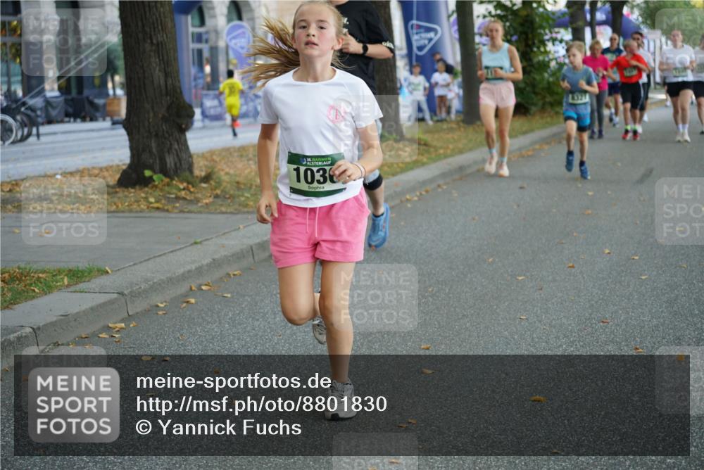 07.09.2025 - BARMER Alsterlauf Yannick Fuchs http://msf.ph/oto/8801830 07.09.2025 11:50:12 Laufen 36, 1036, 927 meine-sportfotos.de