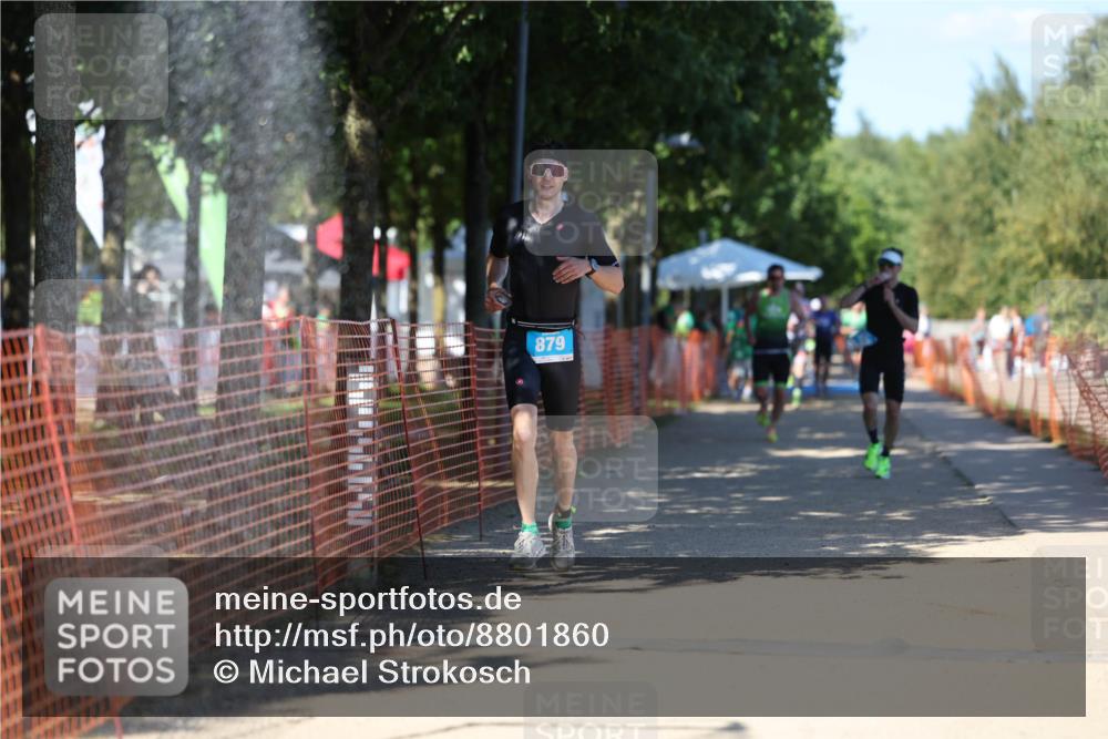 07.09.2025 - 19. Norderstedt Triathlon Michael Strokosch http://msf.ph/oto/8801860 07.09.2025 14:53:09 Laufen 879, 1006, 1406 meine-sportfotos.de