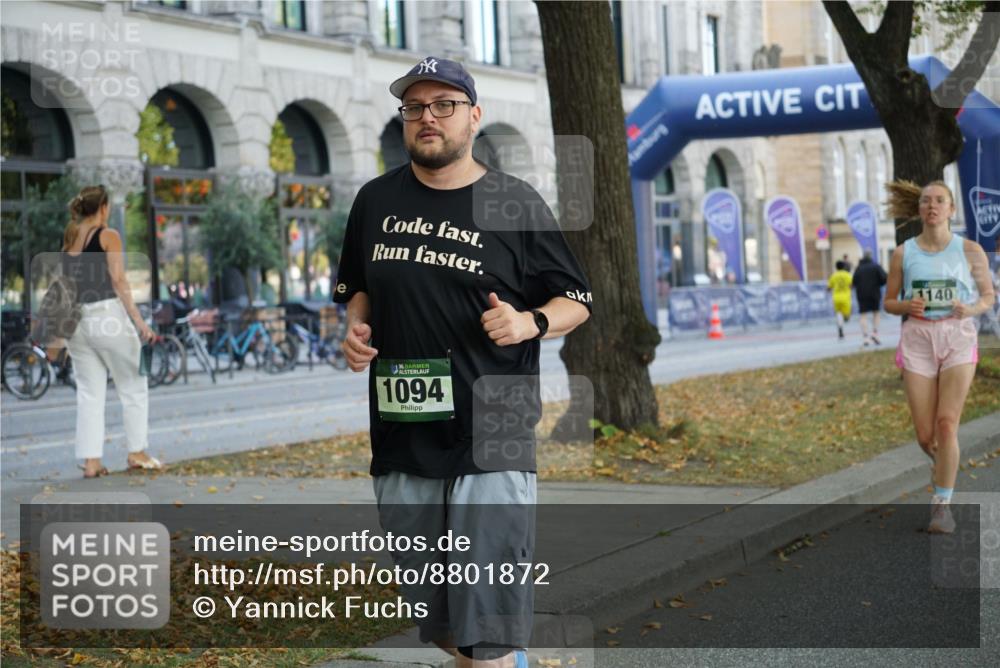 07.09.2025 - BARMER Alsterlauf Yannick Fuchs http://msf.ph/oto/8801872 07.09.2025 11:50:14 Laufen 136, 1094, 1140 meine-sportfotos.de